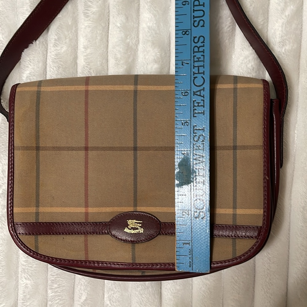 Burberrys Vintage Bag - Picture 16 of 16